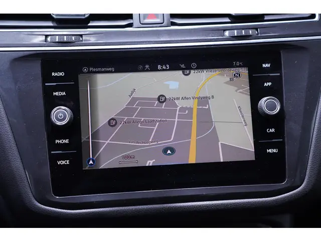 Volkswagen Tiguan Allspace 1.5 TSI Life 7p. 2023 Benzine 45