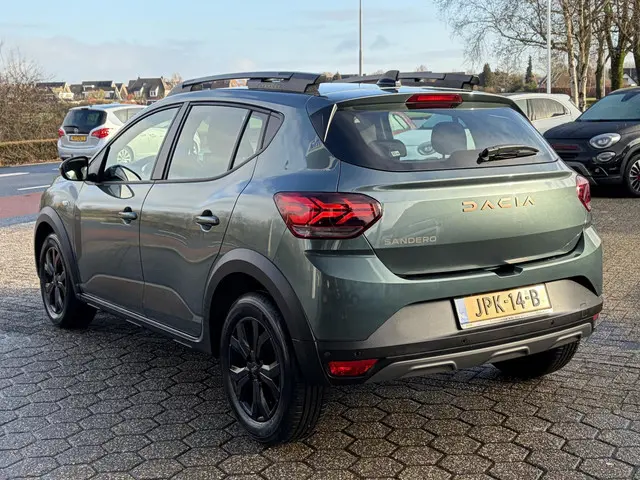 Dacia Sandero Stepway 1.1 TCe 110 Extreme 2024 Benzine 8