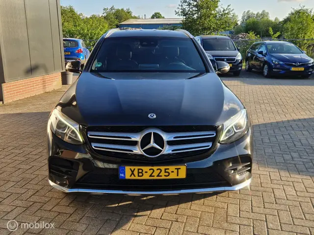 Mercedes-Benz GLC 250 d 4MATIC AMG 2018 Diesel 7