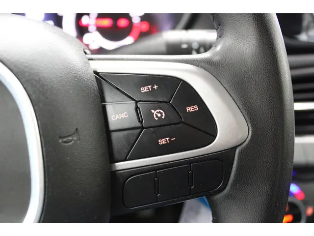 Fiat Tipo 1.4 16V Lounge 2016 Benzine 17