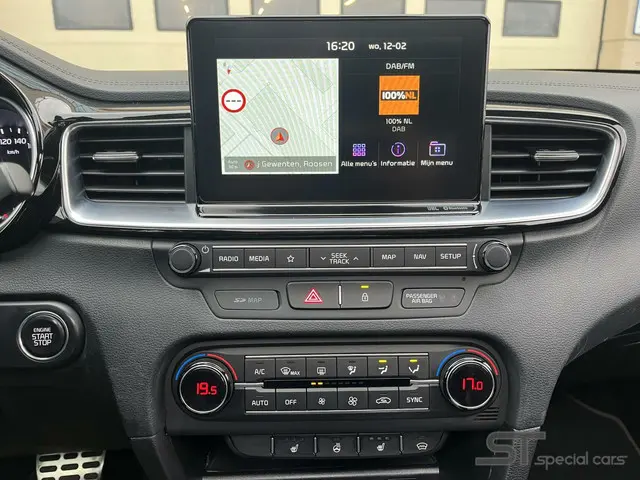 Kia ProCeed 1.6 T-GDI GT|Pano|dealer 2019 Benzine 16
