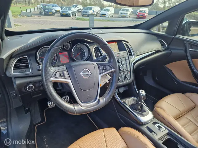 Opel Cascada 1.4 Turbo ecoFLEX Cosmo 2015 Benzine 38