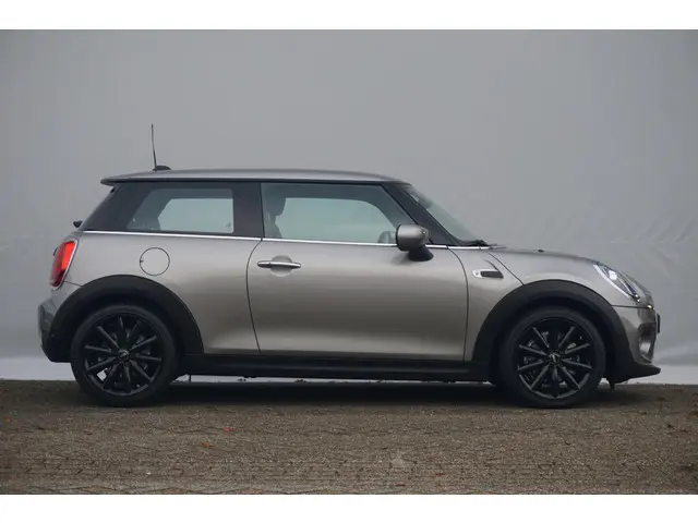 MINI 3-Deurs One 2020 Benzine 4