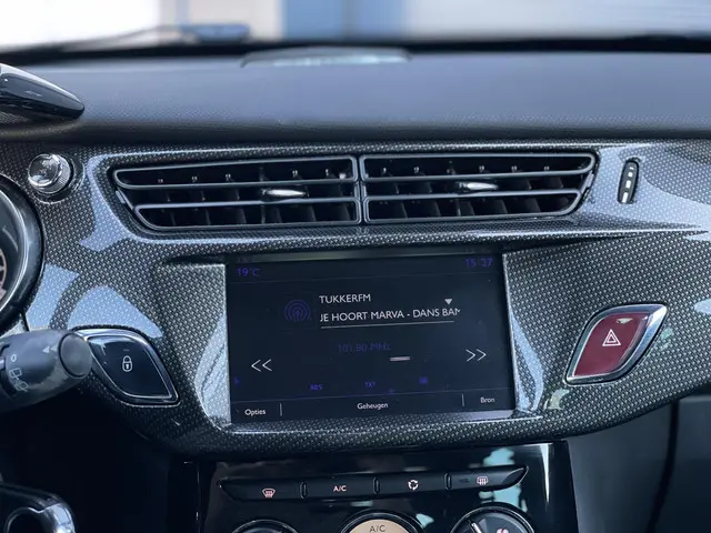 DS DS 3 1.2 PureTech Sport Chic 2017 Benzine 14