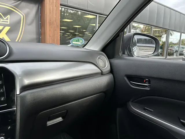 Suzuki Vitara 1.4 Boosterjet Stijl 2019 Benzine 27