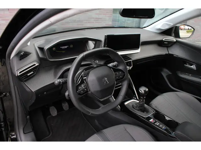 Peugeot 208 1.2 PureTech Allure Pack 2023 Benzine 10