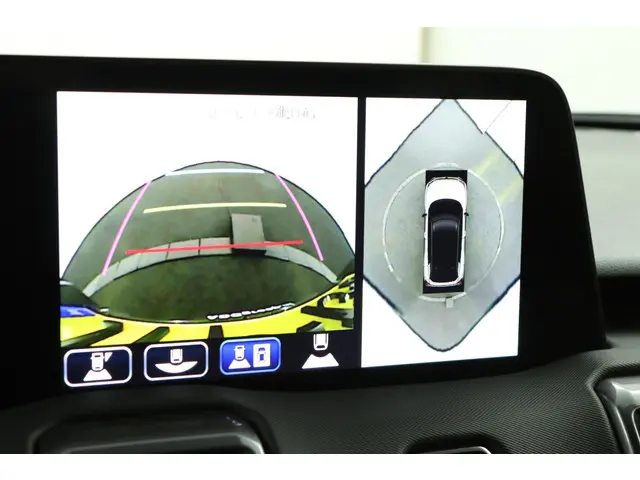 Suzuki e Vitara Style 61 kWh 2026 Elektrisch 65