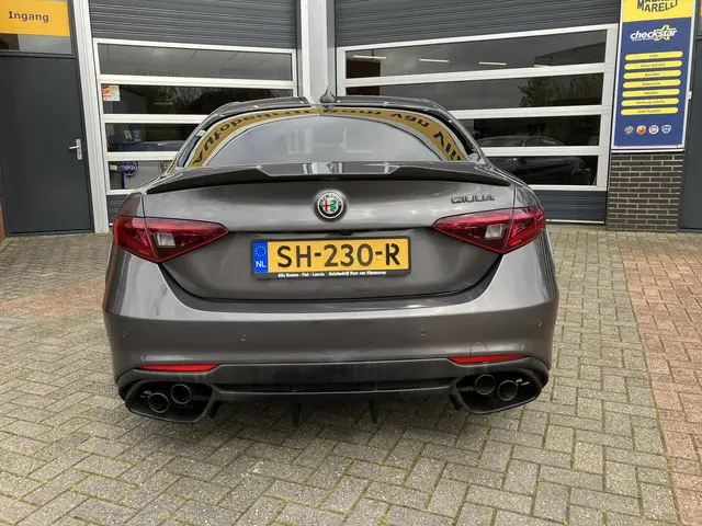 Alfa Romeo Giulia 2.2 Eco Business Super 2018 Diesel 11