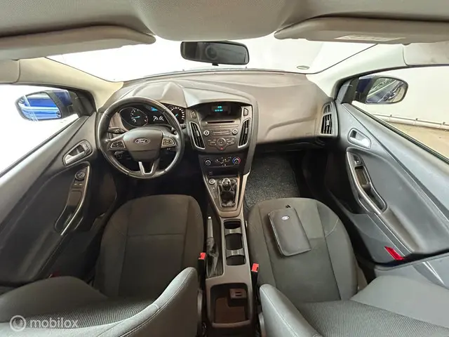 Ford Focus Wagon 1.0 Trend Edition 2015 Benzine 5