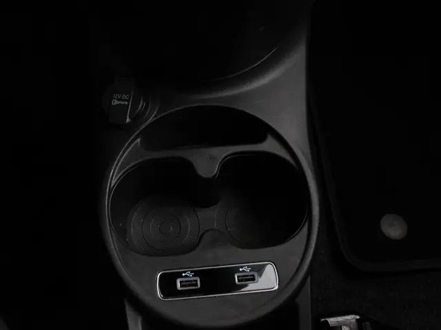 Fiat 500C 1.0 Hybrid Vita 2023 Benzine 33