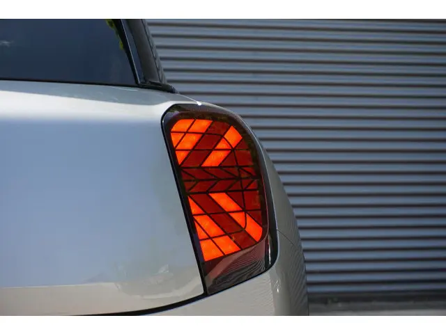 MINI Aceman SE 2025 Elektrisch 7