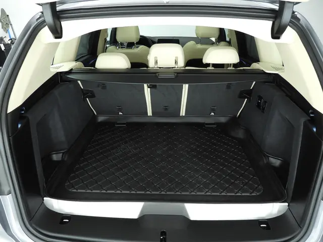 BMW X3 xDrive30e 2024 Hybride Benzine 9