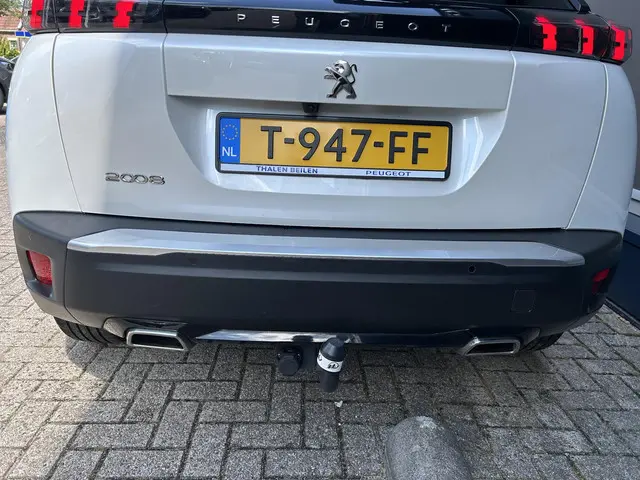 Peugeot 2008 1.2 Turbo 130 PK Allure 2023 Benzine 35