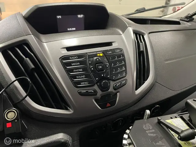 Ford Transit 350 2.0 TDCI L3H2 Ambiente 2018 Diesel 12