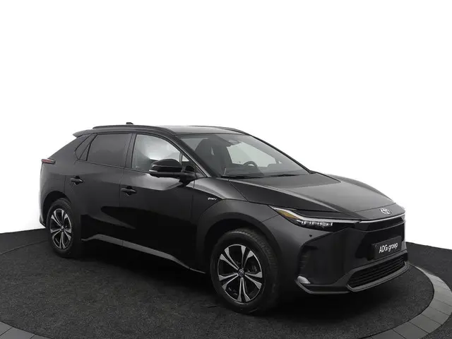 Toyota bZ4X Dynamic 71 kWh 2025 Elektrisch 13