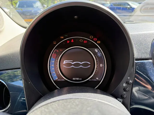 Fiat 500 0.9 TwinAir Turbo Lounge 2018 Benzine 12