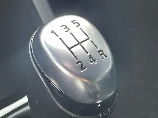 Renault Clio Estate 0.9 TCe Intens 2018 Benzine 17