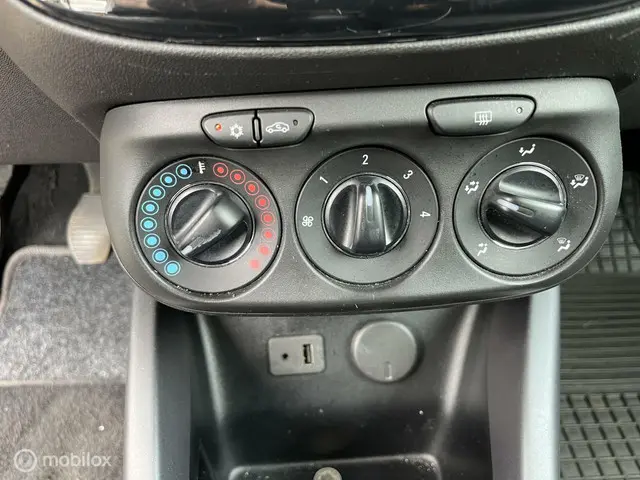 Opel ADAM 1.2,Airco,NAP! 2013 Benzine 7