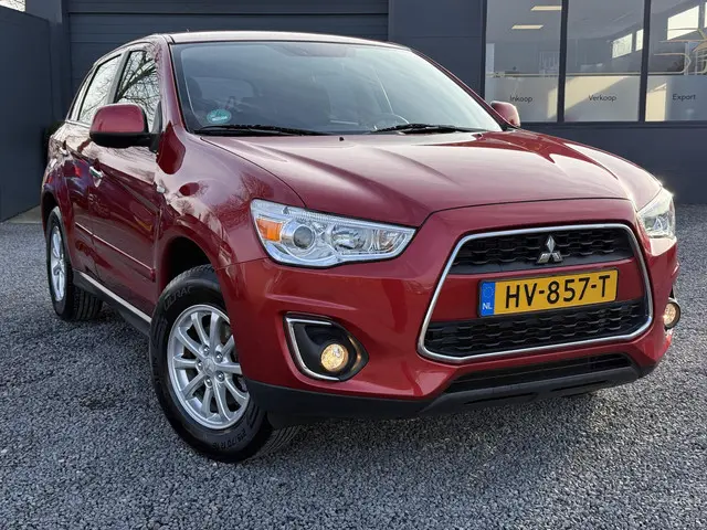 Mitsubishi ASX 1.6 Cleartec Bright 2016 Benzine 2