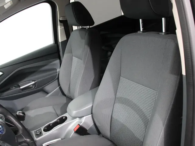 Ford C-MAX 1.0 Edition Plus 2015 Benzine 11