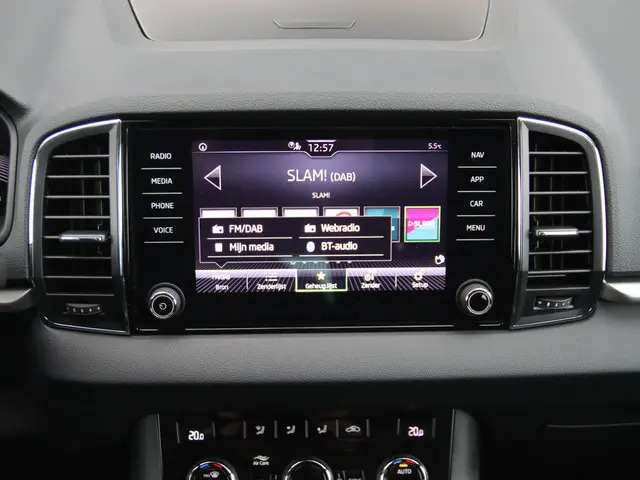 Škoda Karoq 1.0 TSI Ambition | Top Staat!! 2023 Benzine 13