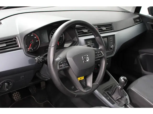 SEAT Arona 1.0 TSI Style 2020 Benzine 8
