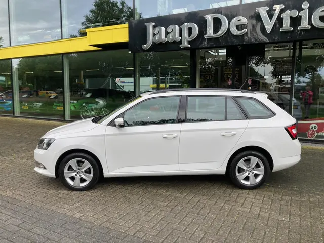 Škoda Fabia Combi 1.0 TSI Ambition Business 2018 Benzine 2