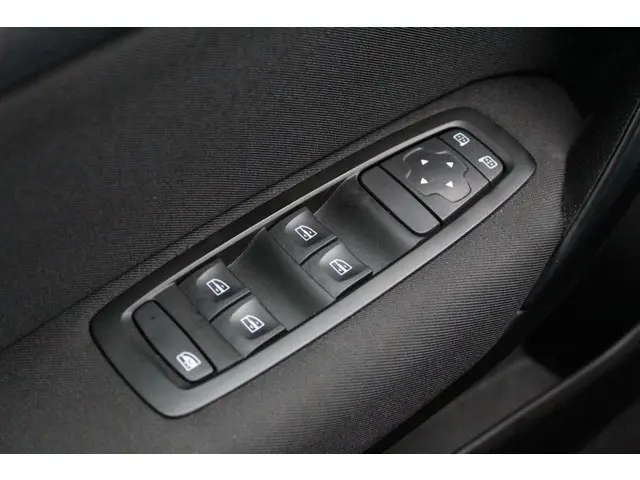 Renault Mégane Estate 1.0 TCe Zen 2021 Benzine 32