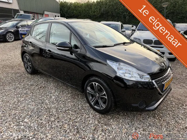 Peugeot 208 1.2 VTi Active,Airco,Cruise,5drs! 2013 Benzine 3