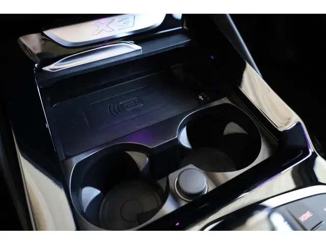 BMW X3 xDrive30e 2024 Hybride Benzine 20