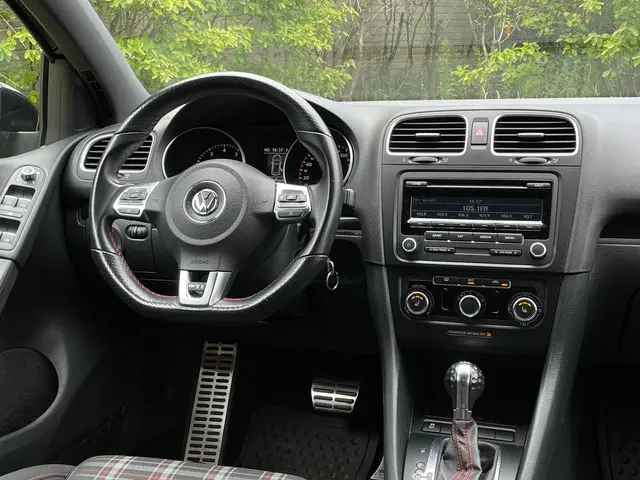 Volkswagen Golf GTI Performance / DSG/Airco 2014 Benzine 18