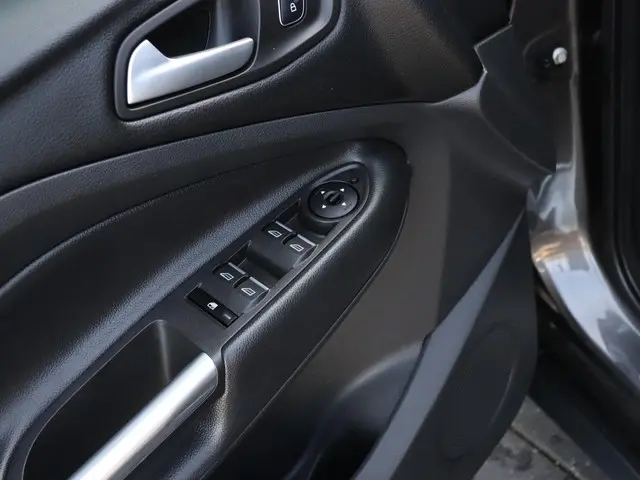 Ford Kuga 1.5 EcoBoost ST Line 2018 Benzine 17