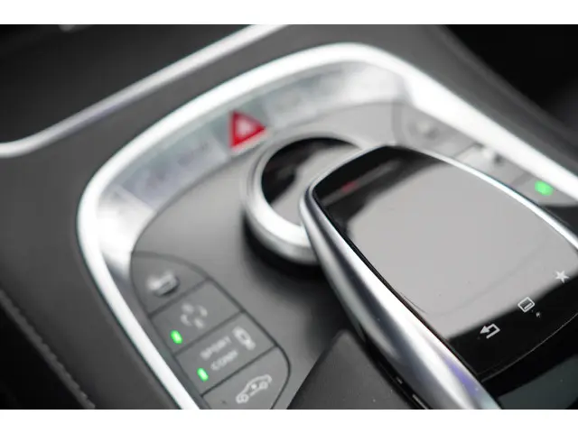 Mercedes-Benz S-Klasse Coupé 500 4Matic 2016 Benzine 32