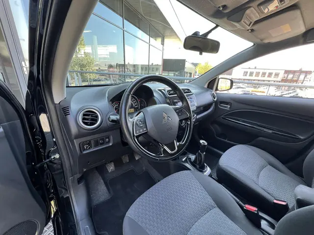 Mitsubishi Space Star 1.2 Connect Pro 2019 Benzine 8
