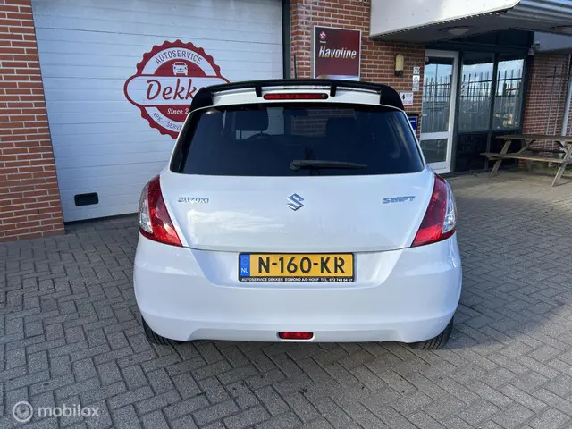 Suzuki Swift 1.2 Business Edition EASSS 2016 Benzine 21