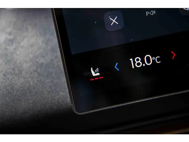 Lynk & Co 08 Plug-in Hybrid More 2025 Hybride Benzine 24