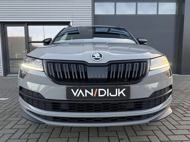Škoda Karoq 1.5 TSI ACT Sportline Business 2021 Benzine 37