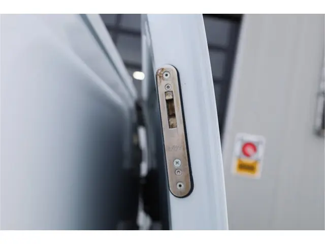 Ford Transit Custom 320 2.0 TDCI L2H1 Trend 2020 Diesel 26