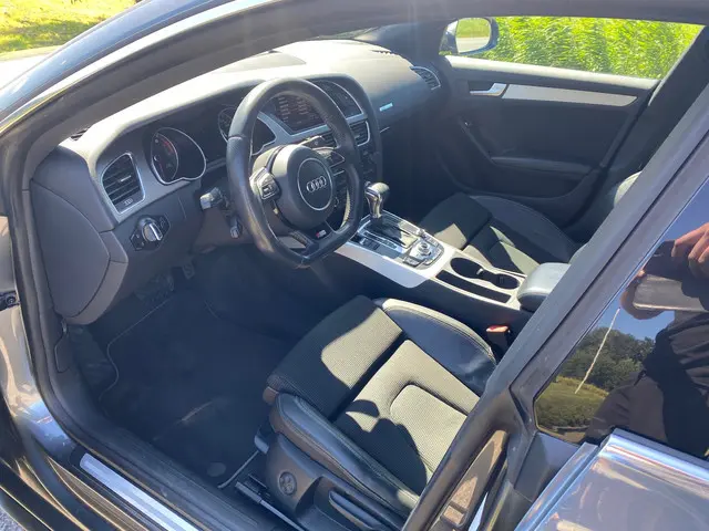 Audi A5 Sportback 1.8 TFSI S Edition 2013 Benzine 12