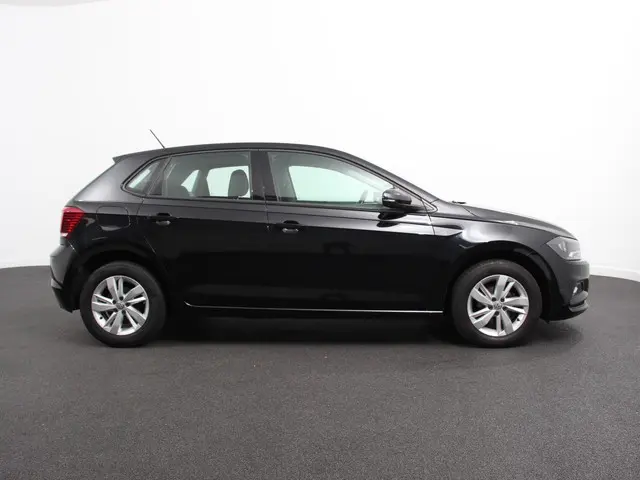 Volkswagen Polo 1.0 TSI Comfortline connect 2020 Benzine 9