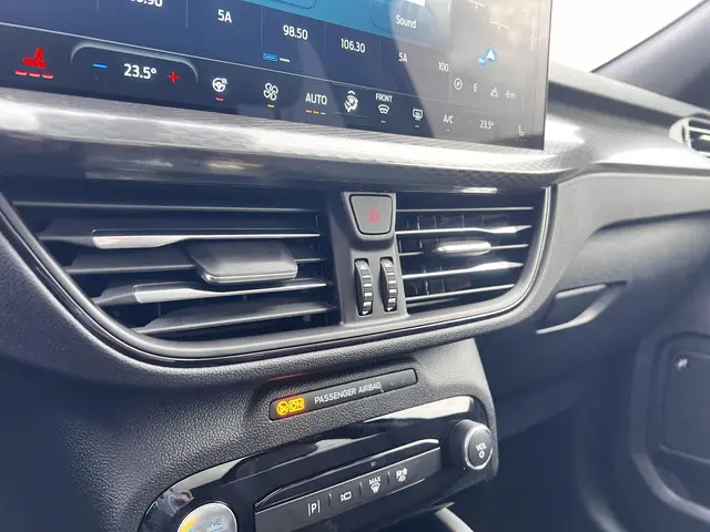 Ford Kuga 2.5 PHEV Sound Edition 2026 Hybride Benzine 51