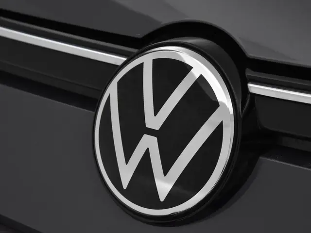 Volkswagen Golf Variant 1.0 Tsi 110pk Life 2023 Benzine 34