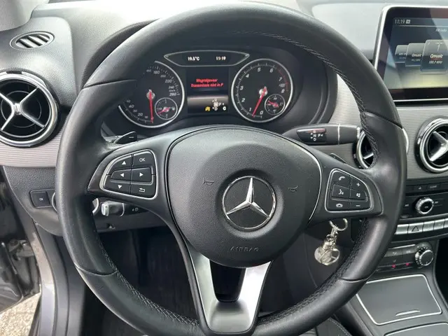 Mercedes-Benz B-Klasse 180 Ambition 2016 Benzine 7