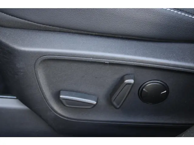 Ford Kuga 2.5 PHEV Titanium X 2022 Hybride Benzine 9