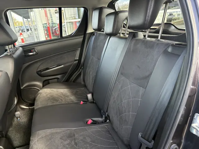 Suzuki Swift 1.2 Style EASSS 2015 Benzine 18