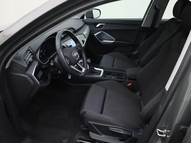 Audi Q3 40 TFSI/190PK S-tronic quattro 2021 Benzine 15