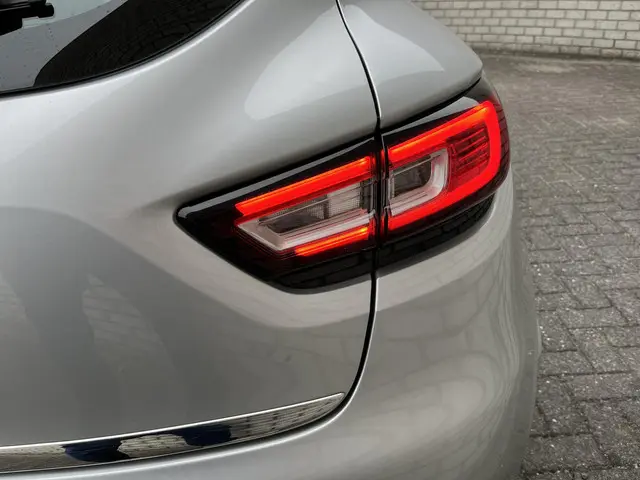 Renault Clio 0.9 TCe Intens 2018 Benzine 28