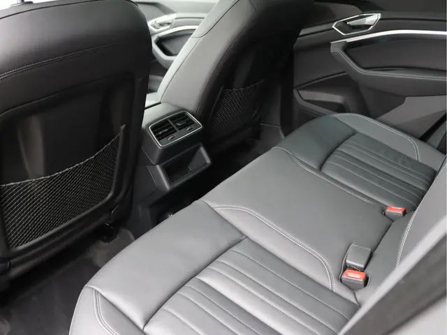 Audi e-tron Sportback 55 quattro 95KWh 2021 Elektrisch 37
