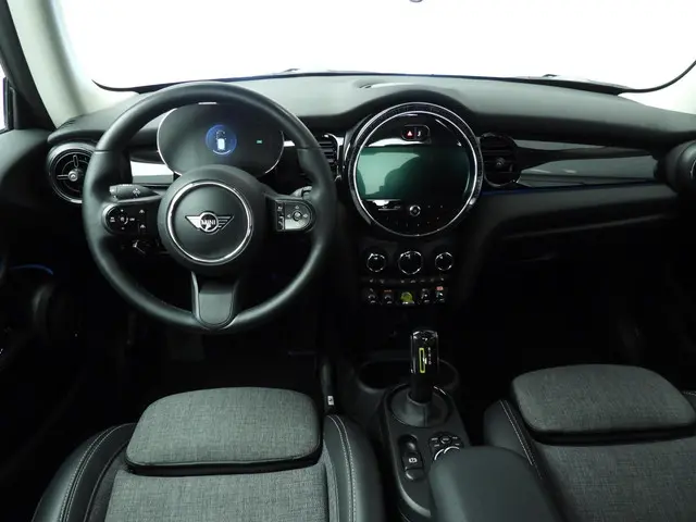 MINI Electric 3-deurs SE 2022 Elektrisch 11