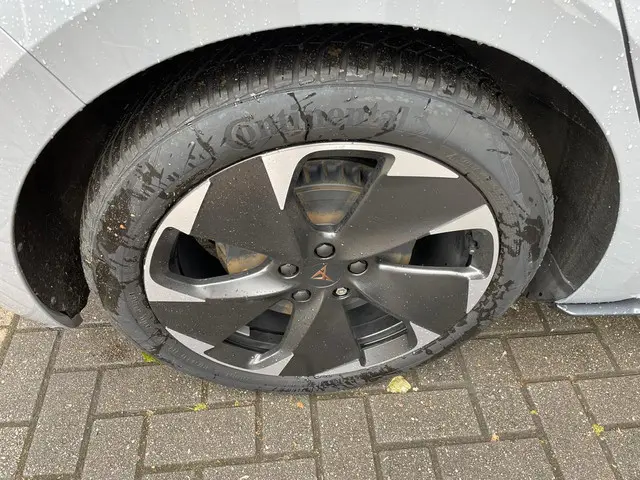 CUPRA Born Copper Edition 62 kWh 2022 Elektrisch 21